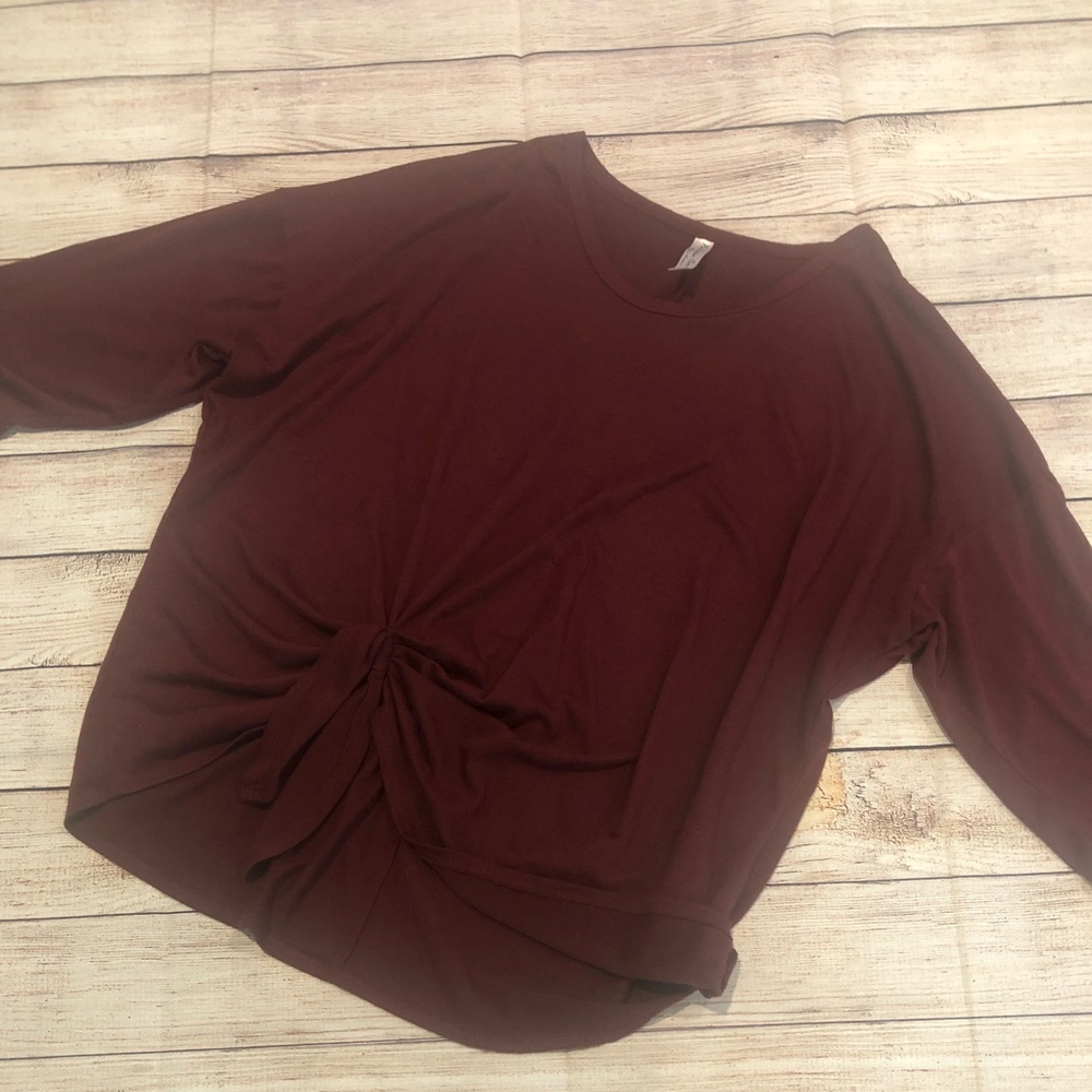 Women’s tee